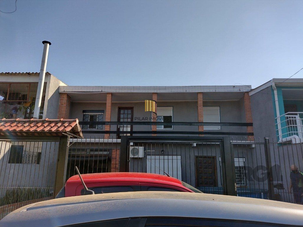 Casa 4 dormitórios no bairro Restinga