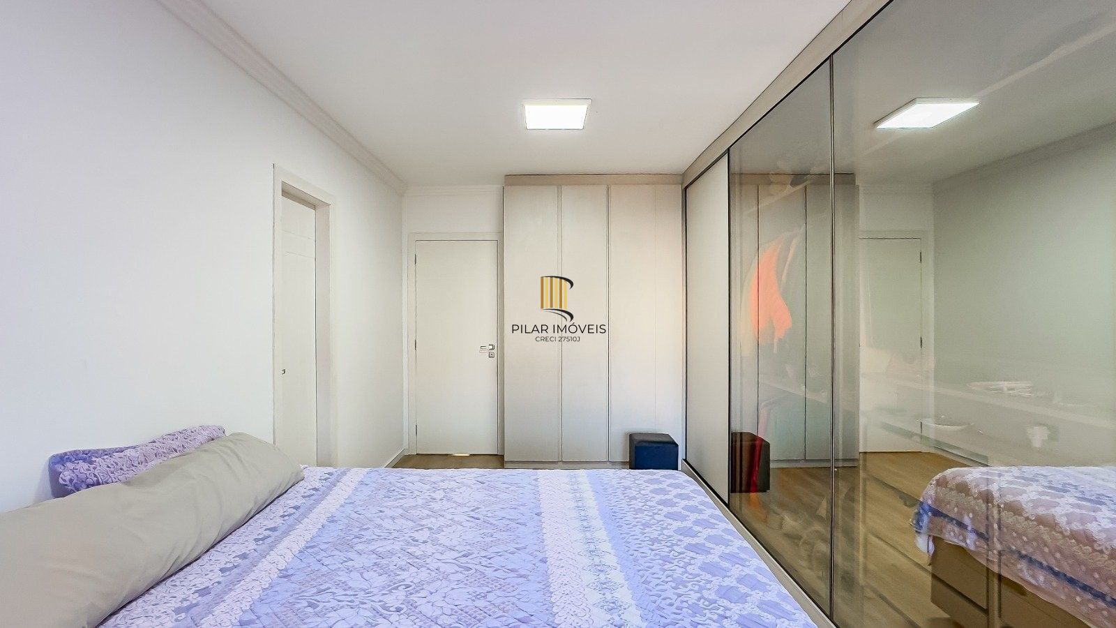 Sobrado dos Sonhos no Jardim Itú Sabará – Alto Padrão, 3 Dormitórios e 2 Vagas!