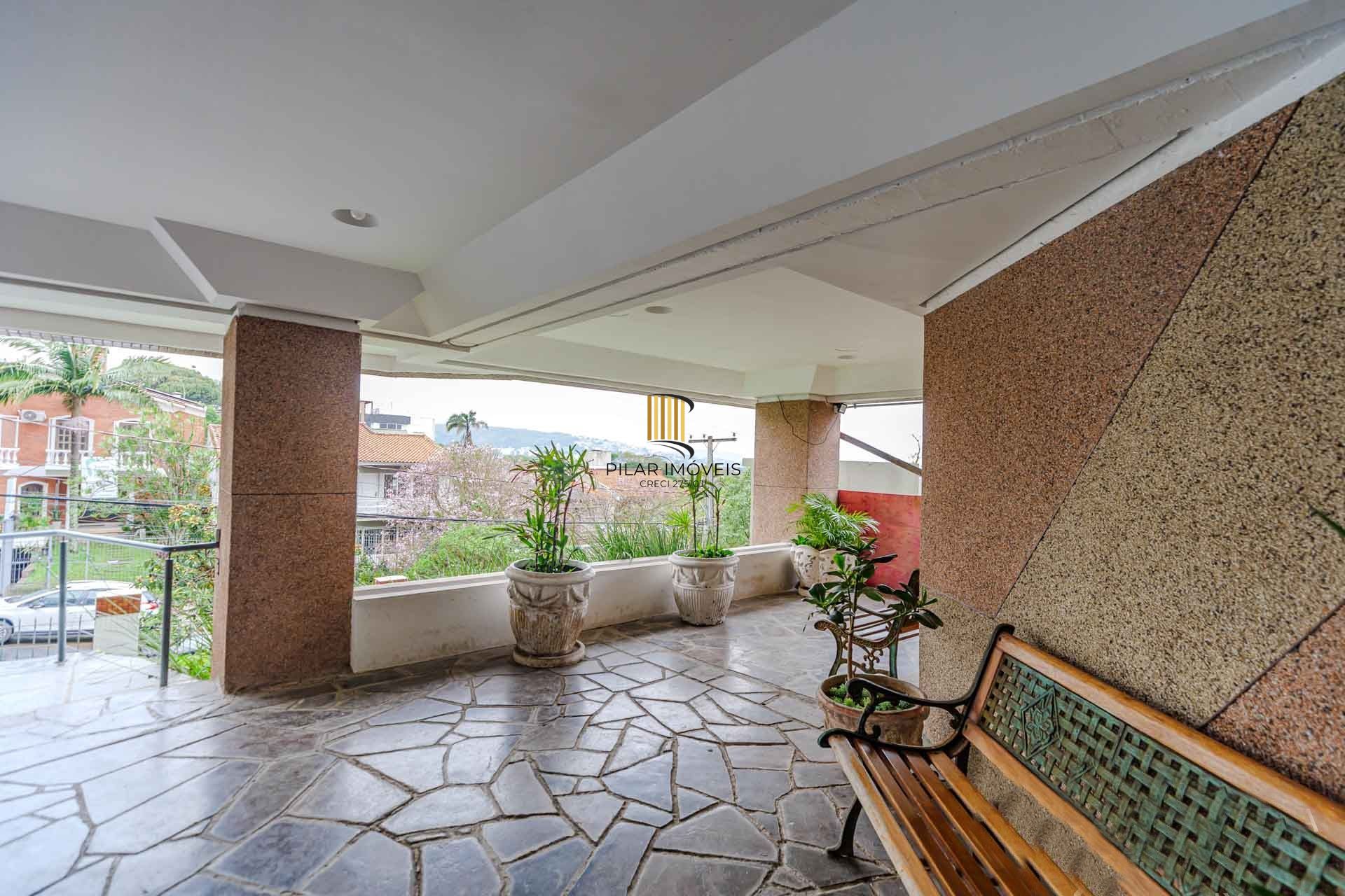 3 pavimentos com elevador eletronico e 2 vagas cobertas