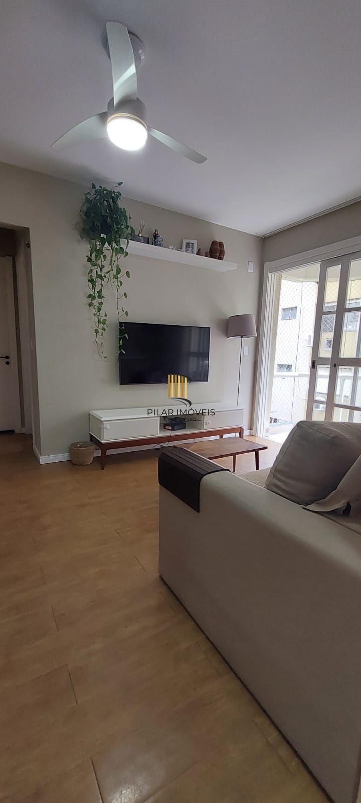 1 DORMITORIO SEMIMOBILIADO 54,69M²