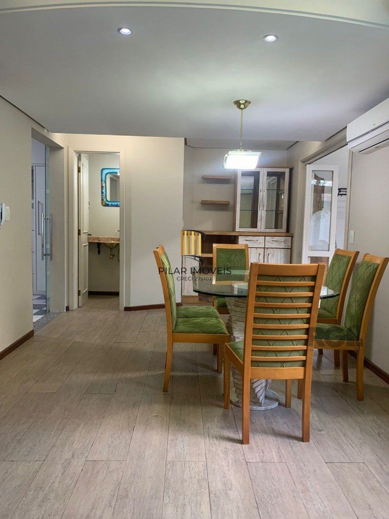 Casa de Condomínio 3 dormitórios no bairro Cavalhada