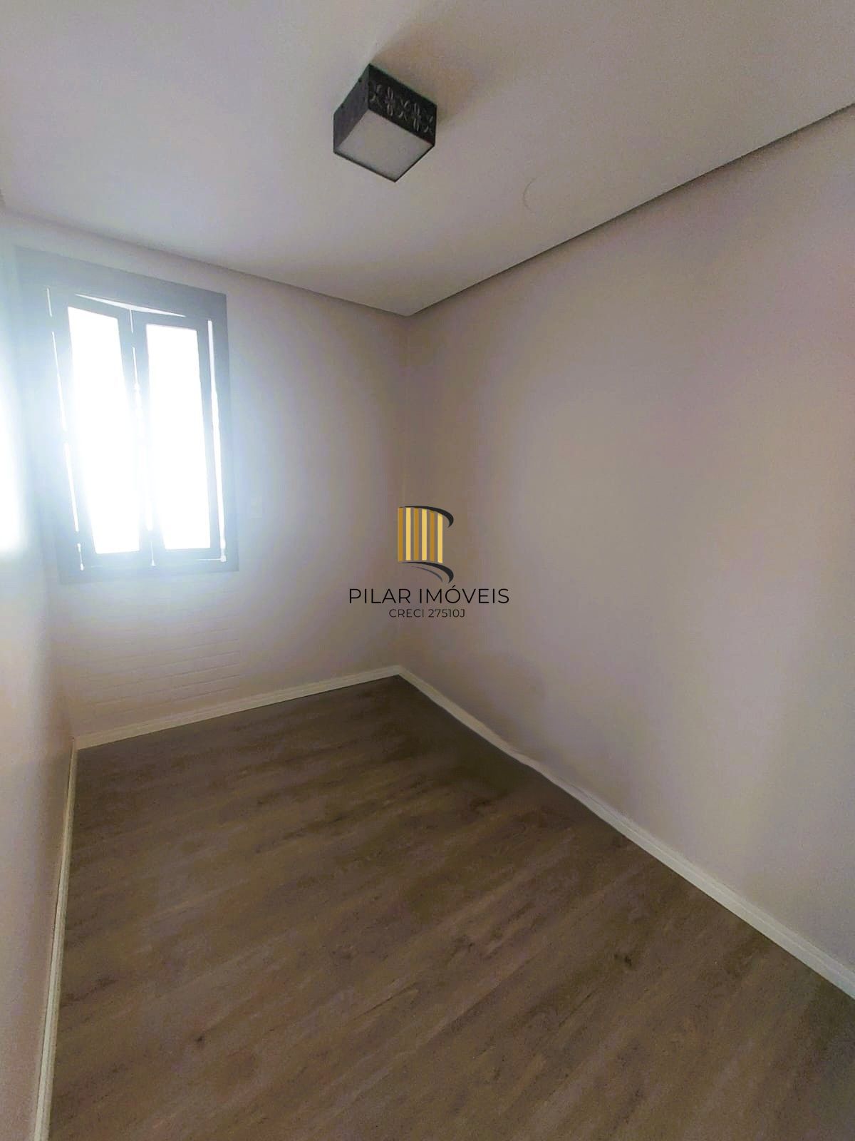 Cobertura reformada no Bairro Jardim Lindóia