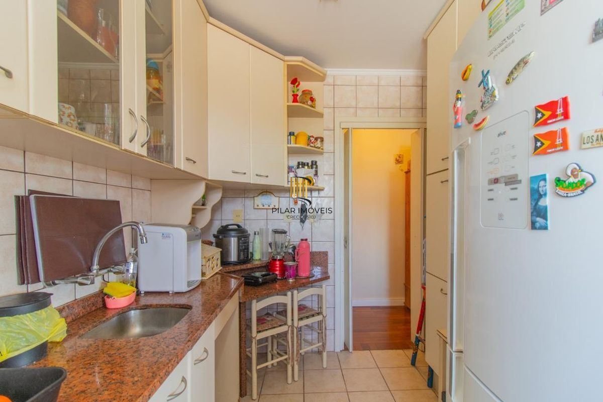 EXCELENTE OPORTUNIDADE NO BAIRRO MENINO DEUS