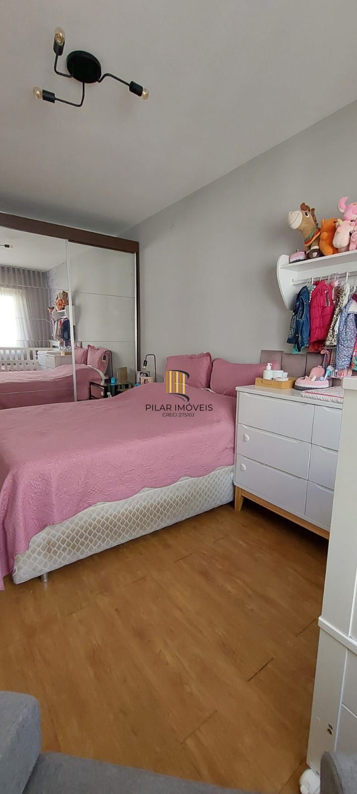 1 DORMITORIO SEMIMOBILIADO 54,69M²