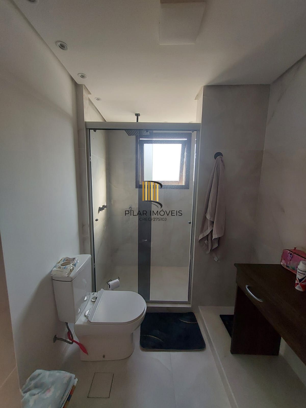 Cobertura reformada no Bairro Jardim Lindóia