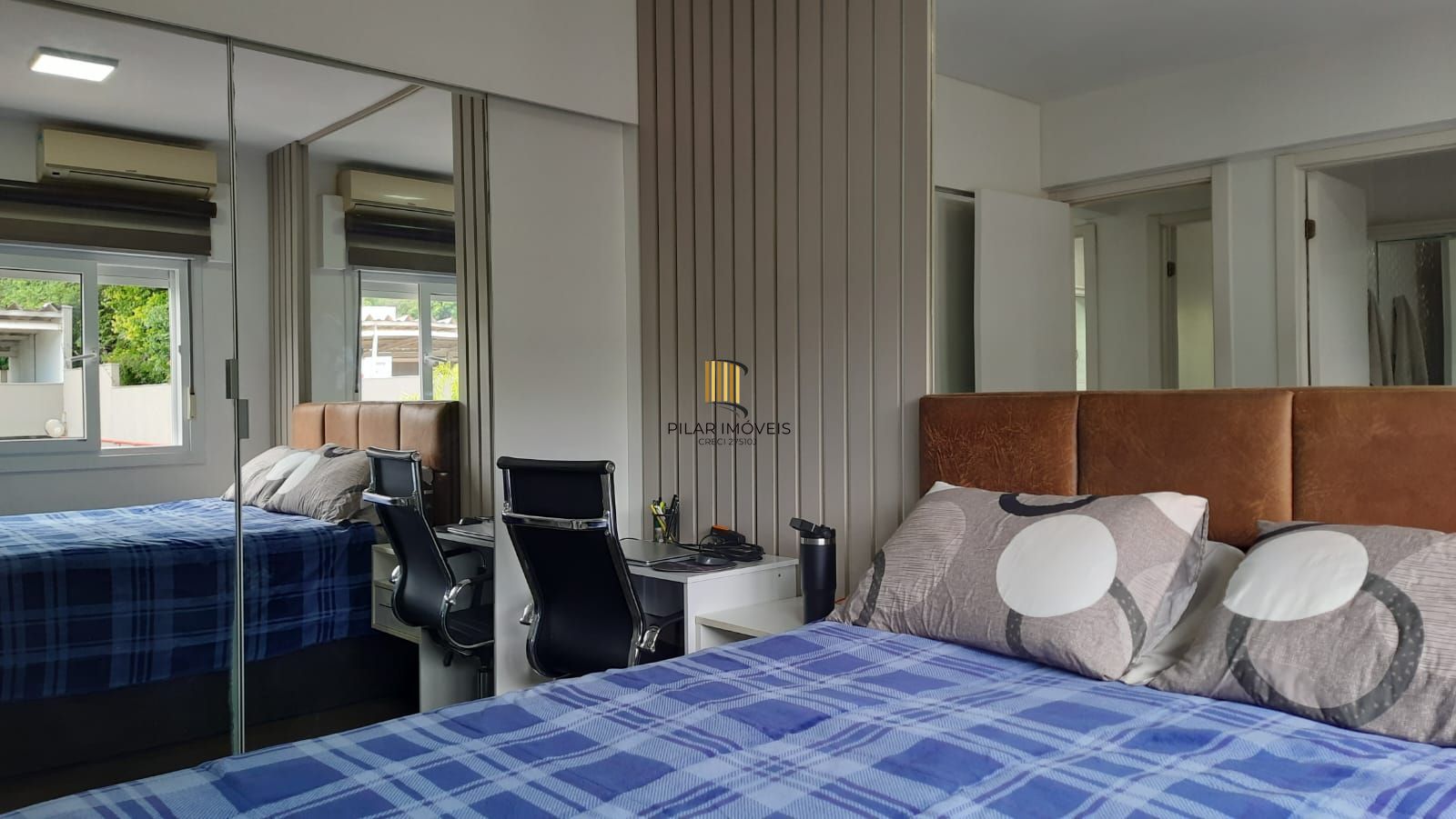 Apartamento 2 dormitórios no bairro Glória