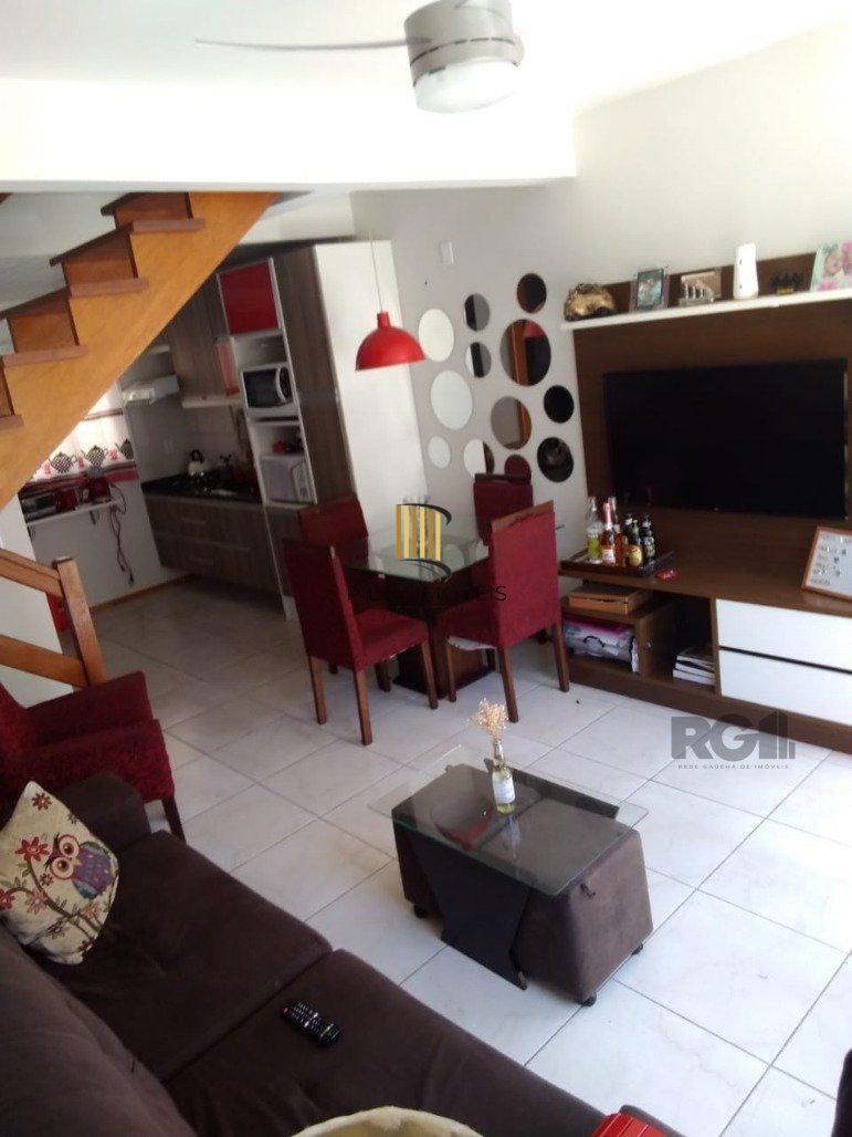 Casa de Condomínio 2 dormitórios no bairro Restinga