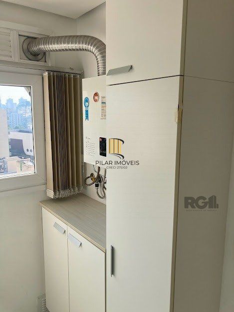 Apartamento 2 dormitórios com suíte para venda no SPOT Cidade Baixa em Porto Alegre.