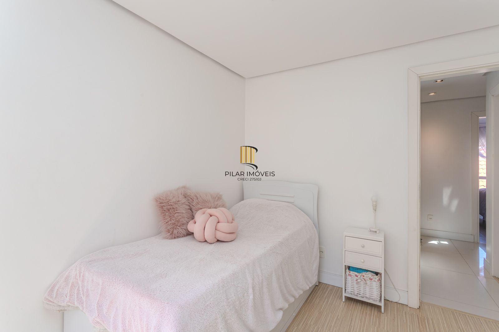 Casa com 3 suítes, Jacuzzi e vista panorâmica para o Guaíba