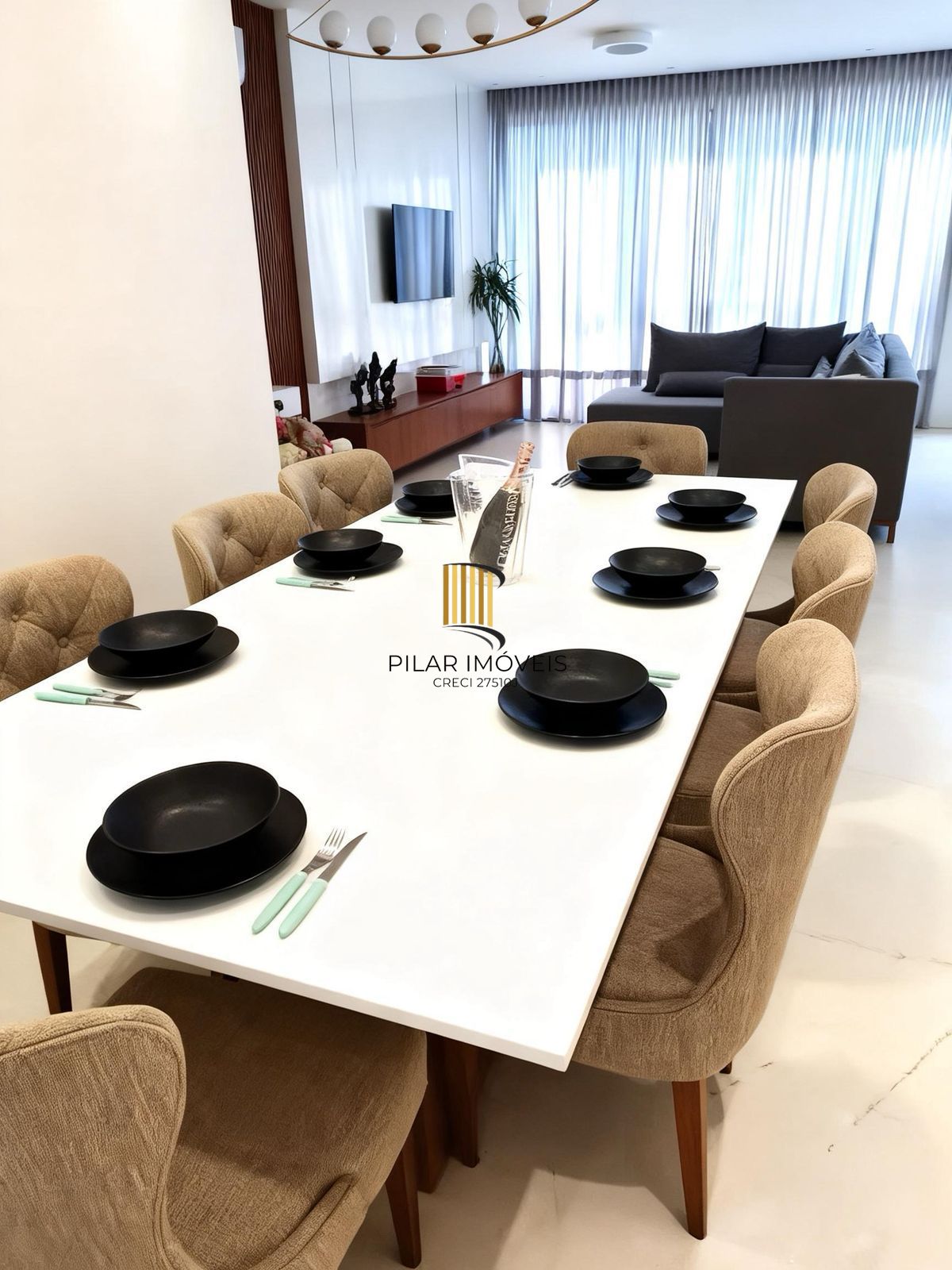 LUXO NA QUADRA DO MAR EM MEIA PRAIA ITAPEMA: 127m² MOBILIADO COM 3 SUÍTES E 3 VAGAS