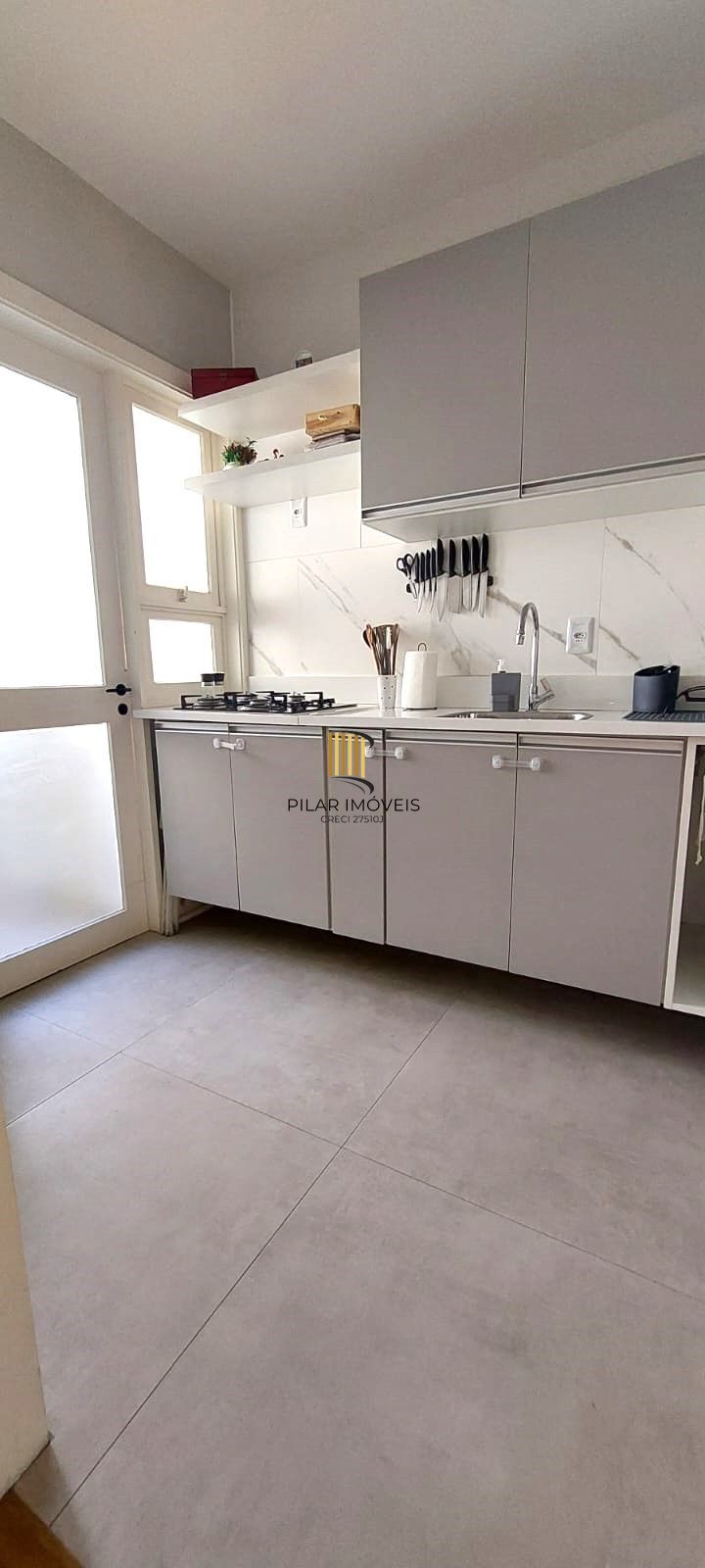 1 DORMITORIO SEMIMOBILIADO 54,69M²