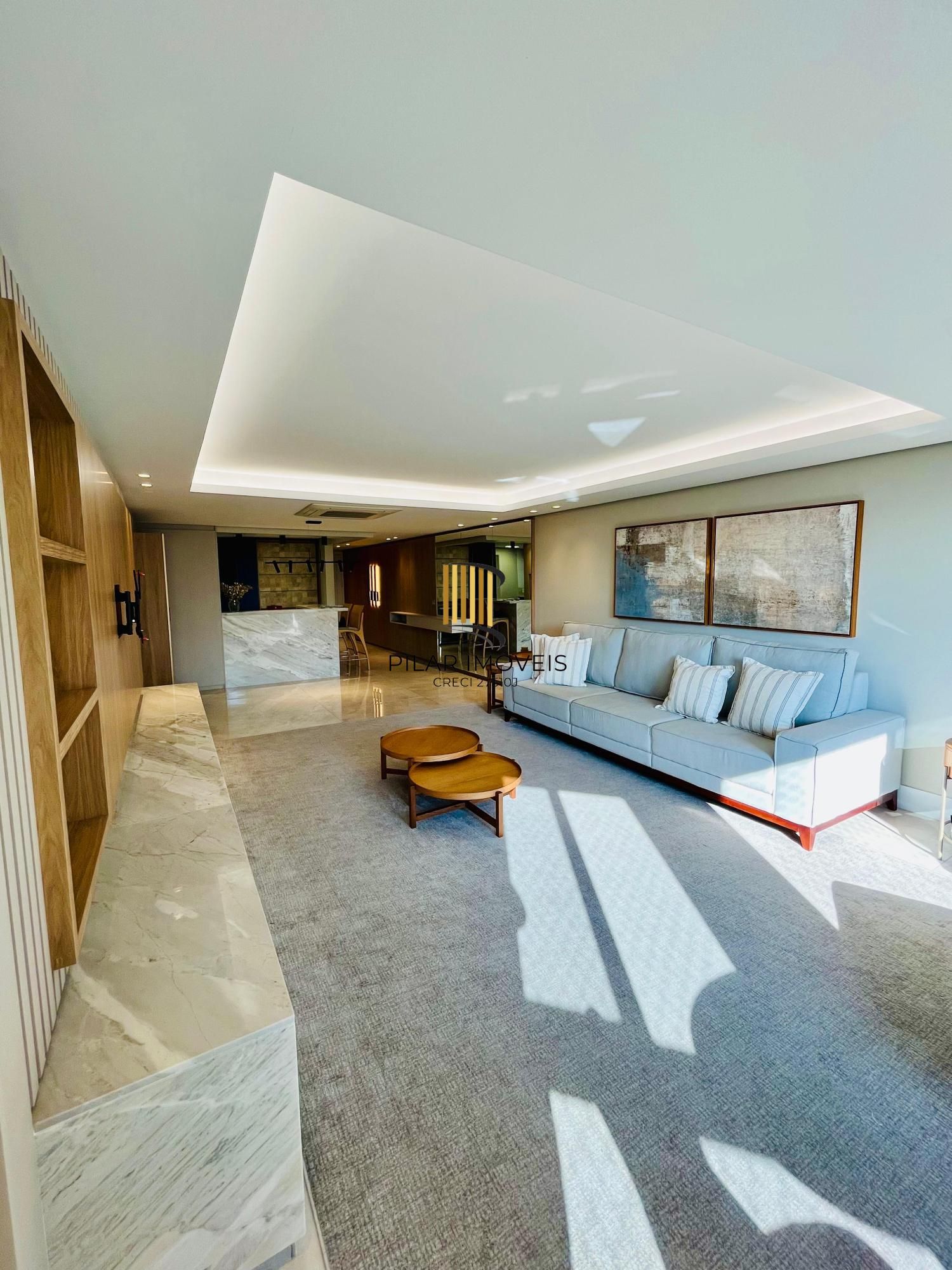 Apartamento de 145m² com projeto de arquiteta e 3 dormitórios no bairro Tristeza