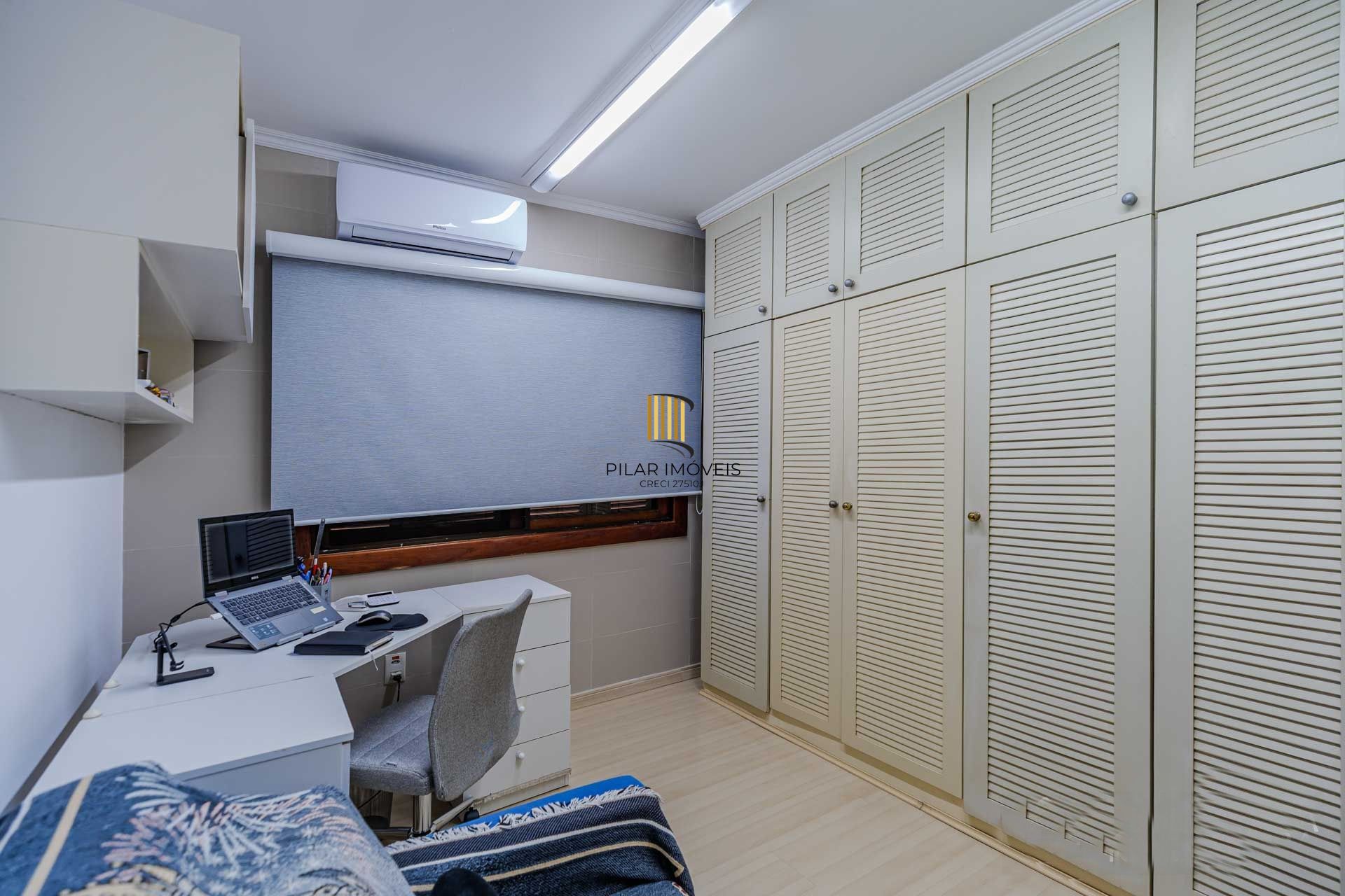 3 pavimentos com elevador eletronico e 2 vagas cobertas