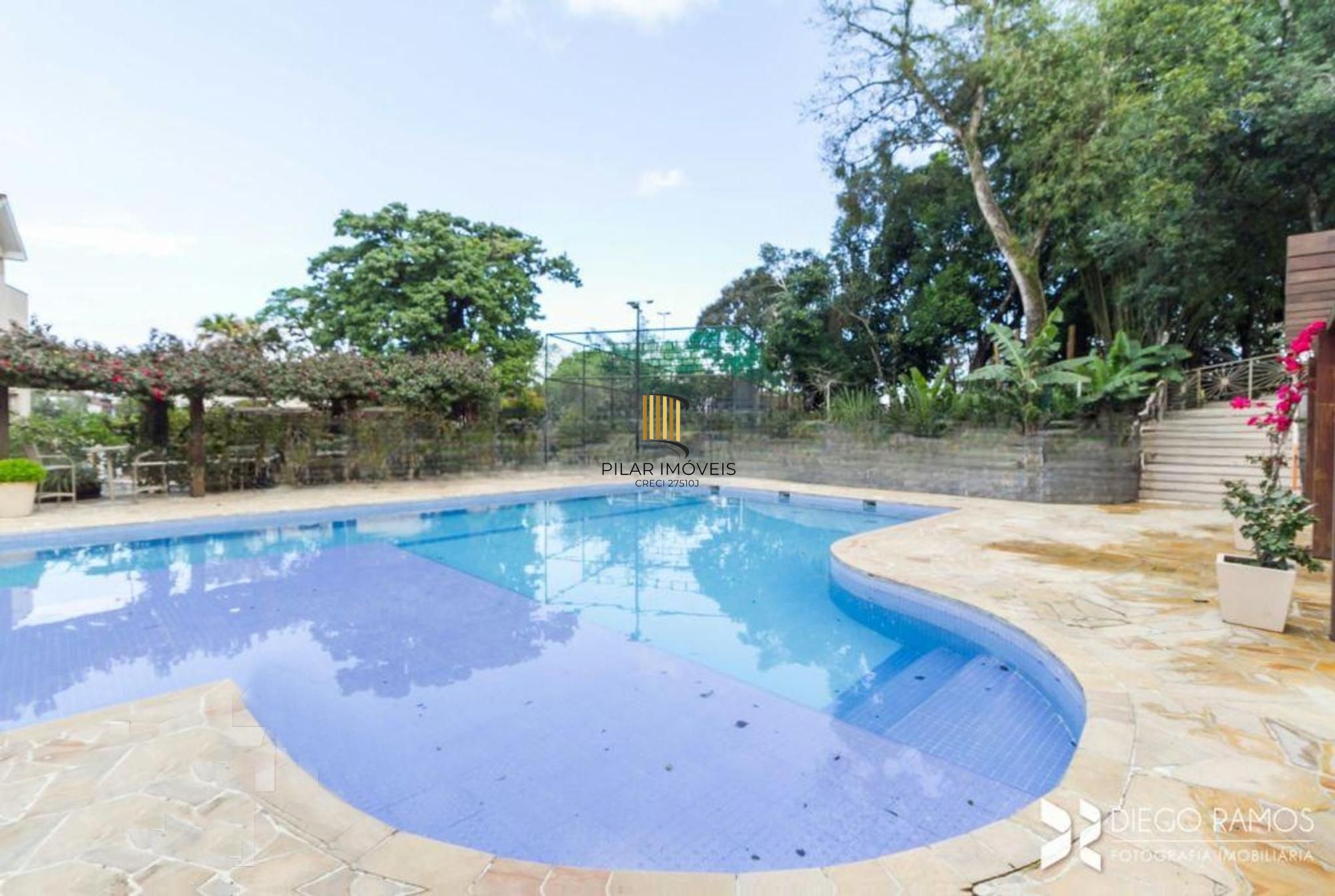 Casa de Esquina exclusiva em condominio fechado!!!