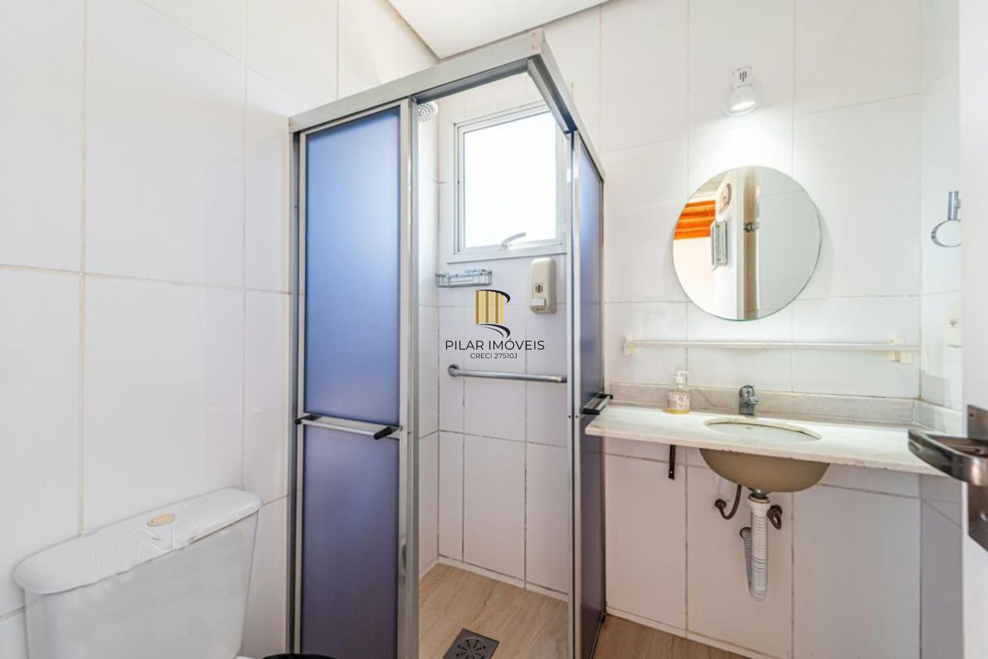 Casa de Esquina exclusiva em condominio fechado!!!