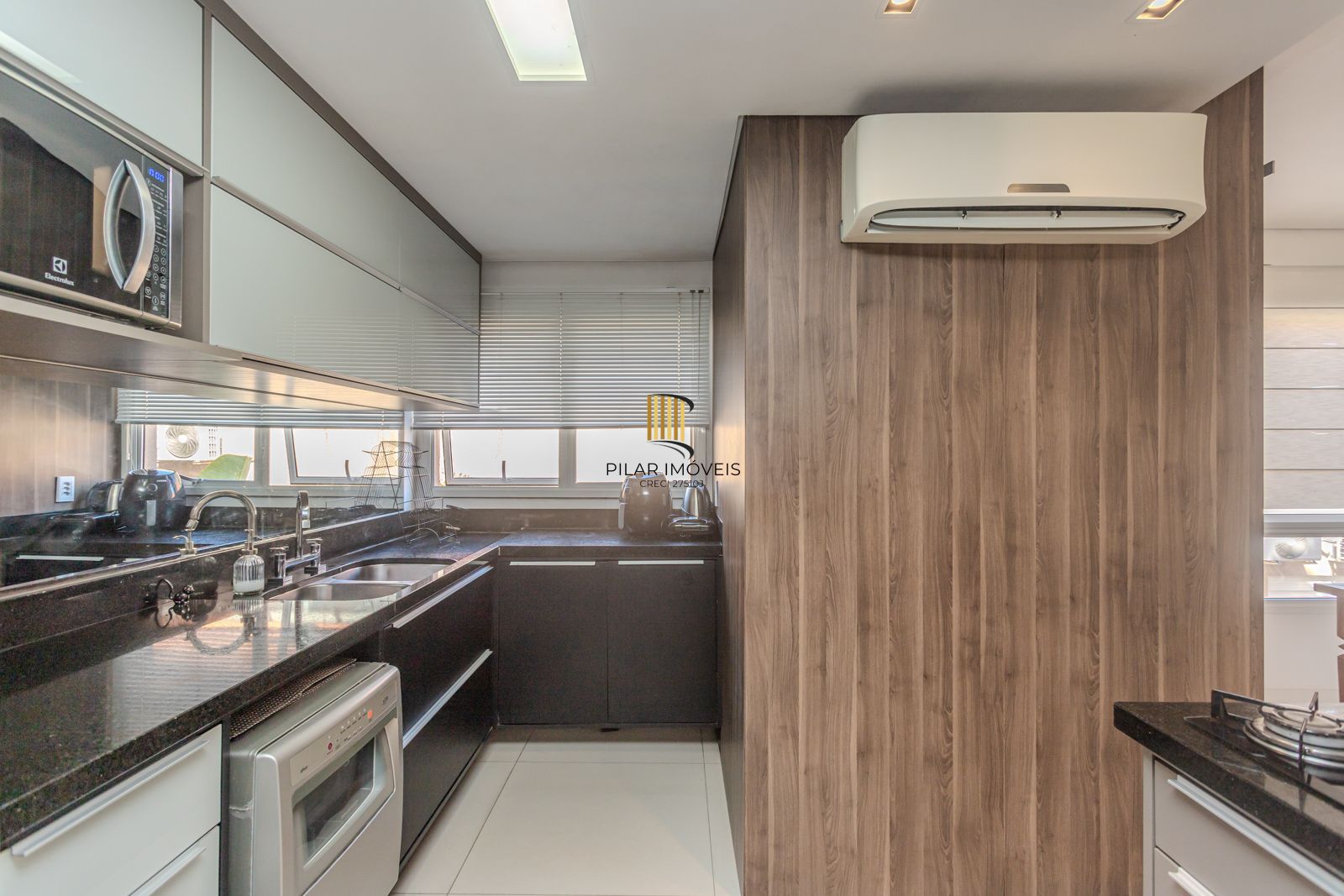 Casa com 3 suítes, Jacuzzi e vista panorâmica para o Guaíba