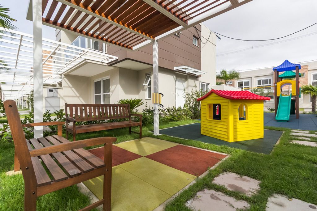 Casa com 3 dormitórios com suíte master em condomínio de alto padrão