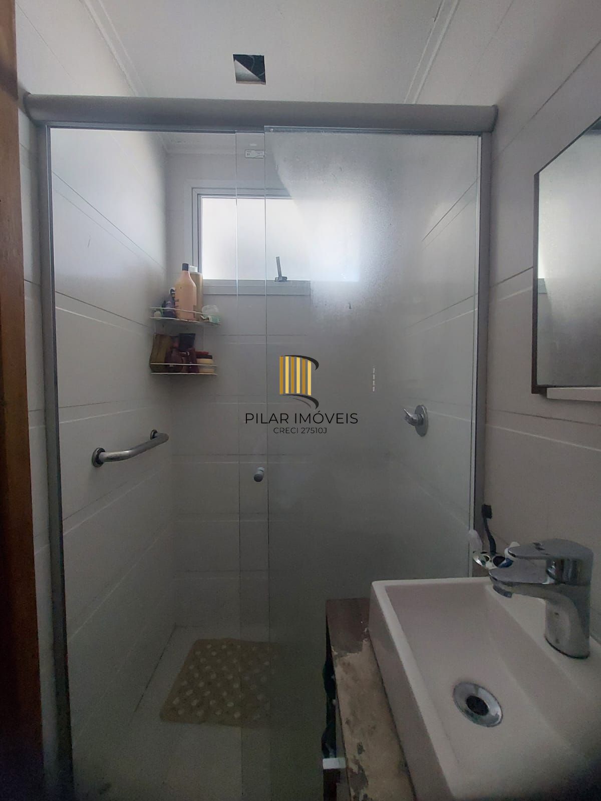 COBERTURA MENINO DEUS