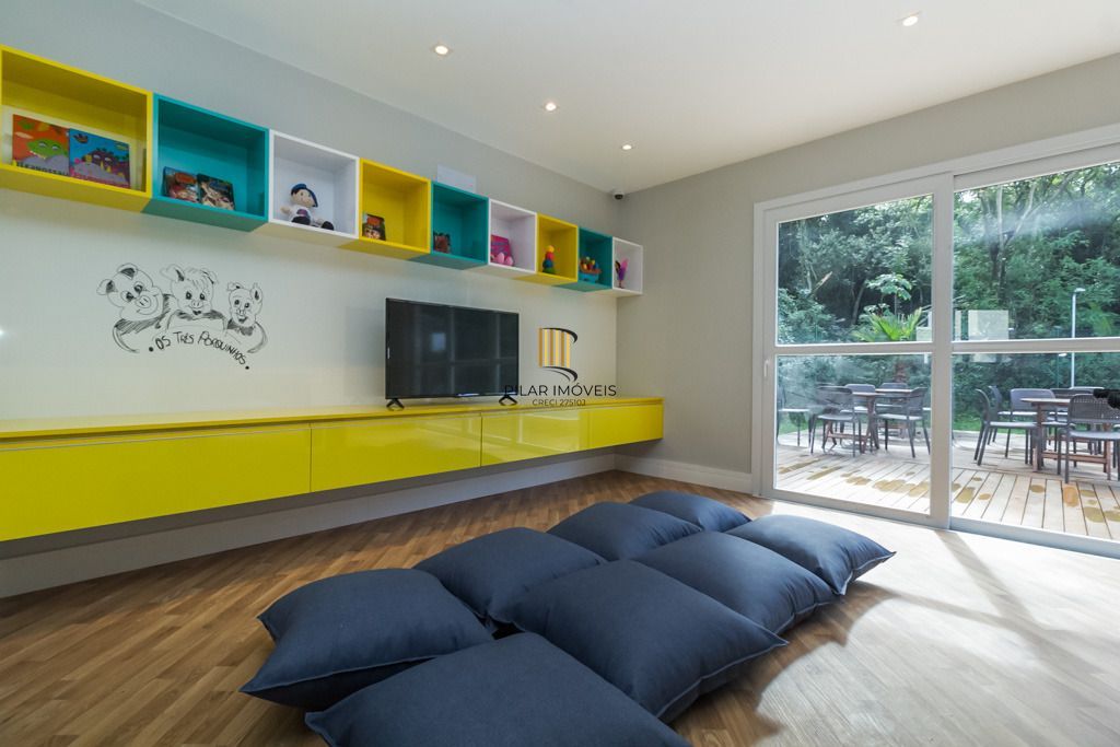 Casa com 3 dormitórios com suíte master em condomínio de alto padrão