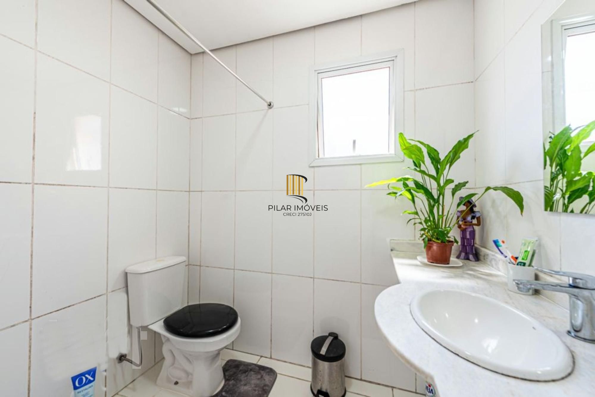 Casa de Esquina exclusiva em condominio fechado!!!