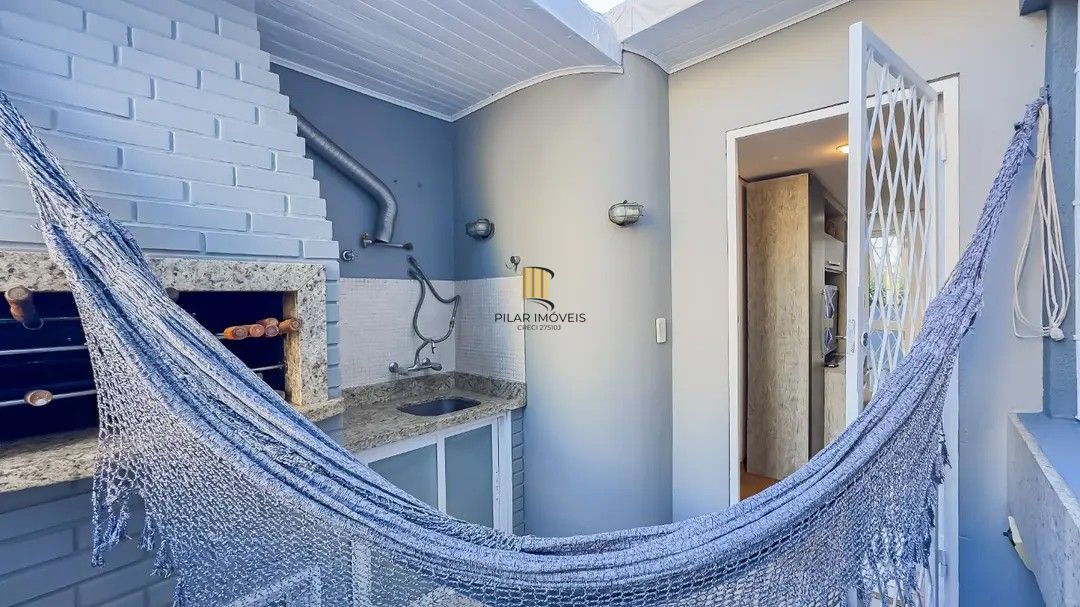 Apartamento Semimobiliado com 3 Dormitórios (1 Suíte com Hidro) – 104 m² e Vaga Coberta