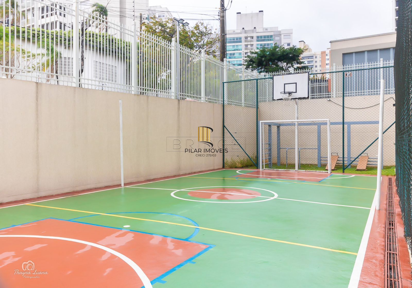 Apartamento com lareira, churrasqueira e 3 dormitórios no Central Park