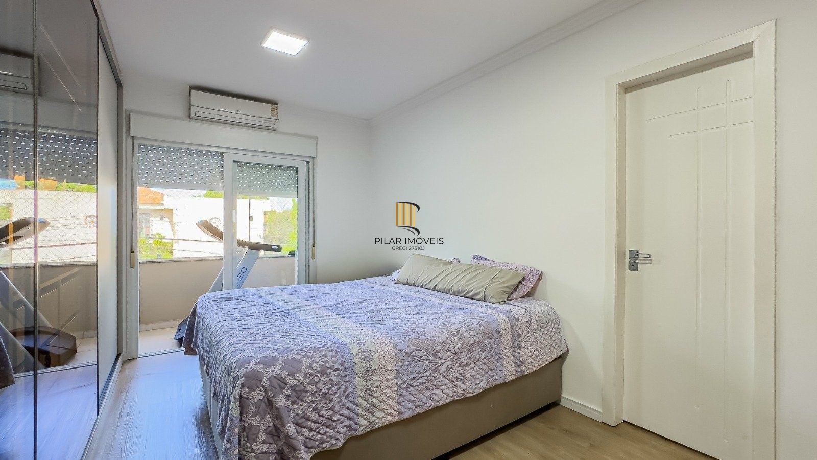 Sobrado dos Sonhos no Jardim Itú Sabará – Alto Padrão, 3 Dormitórios e 2 Vagas!