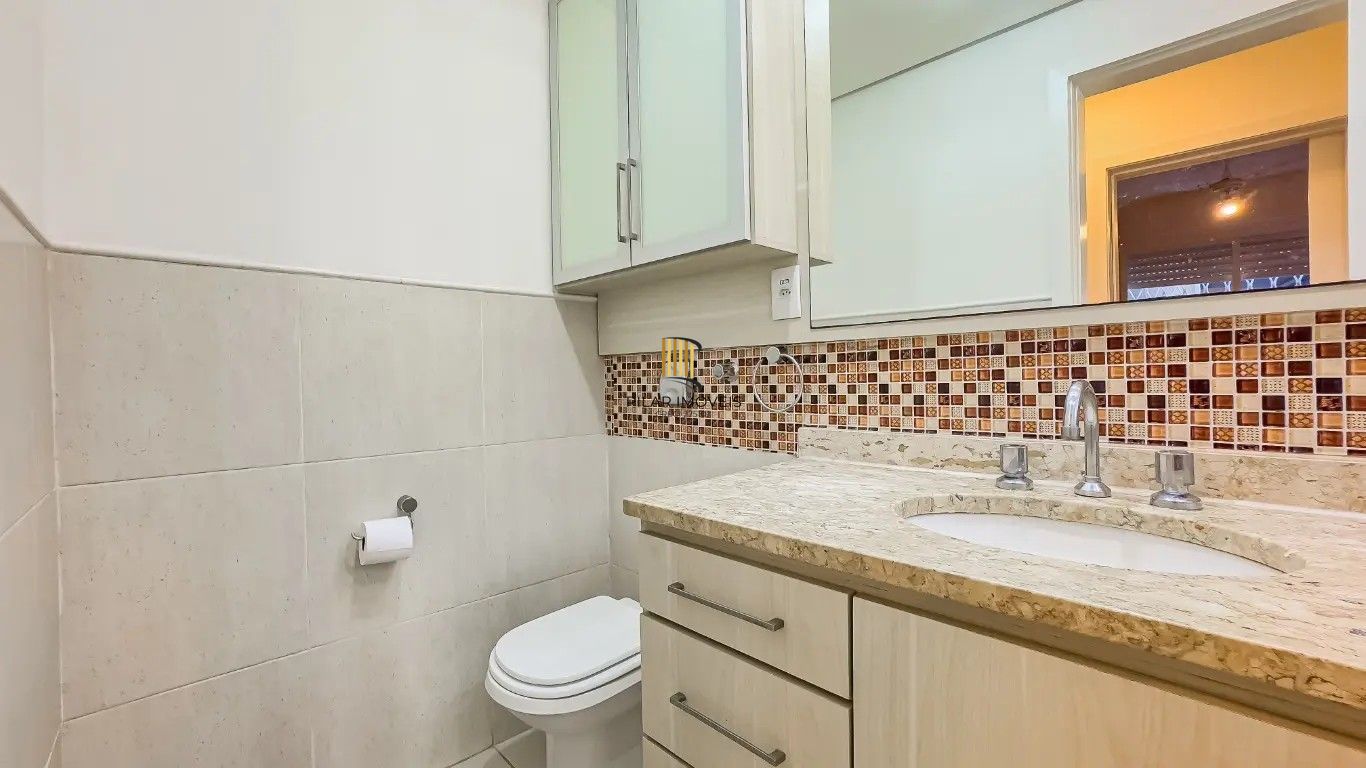 Apartamento Semimobiliado com 3 Dormitórios (1 Suíte com Hidro) – 104 m² e Vaga Coberta