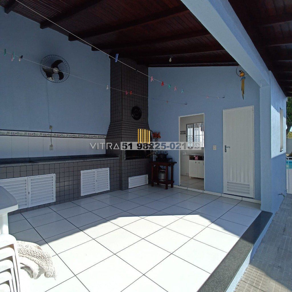 casa 04 dormitórios mais piscina e vagas cobertas