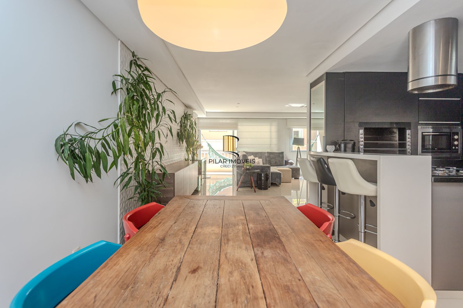 Casa com 3 suítes, Jacuzzi e vista panorâmica para o Guaíba