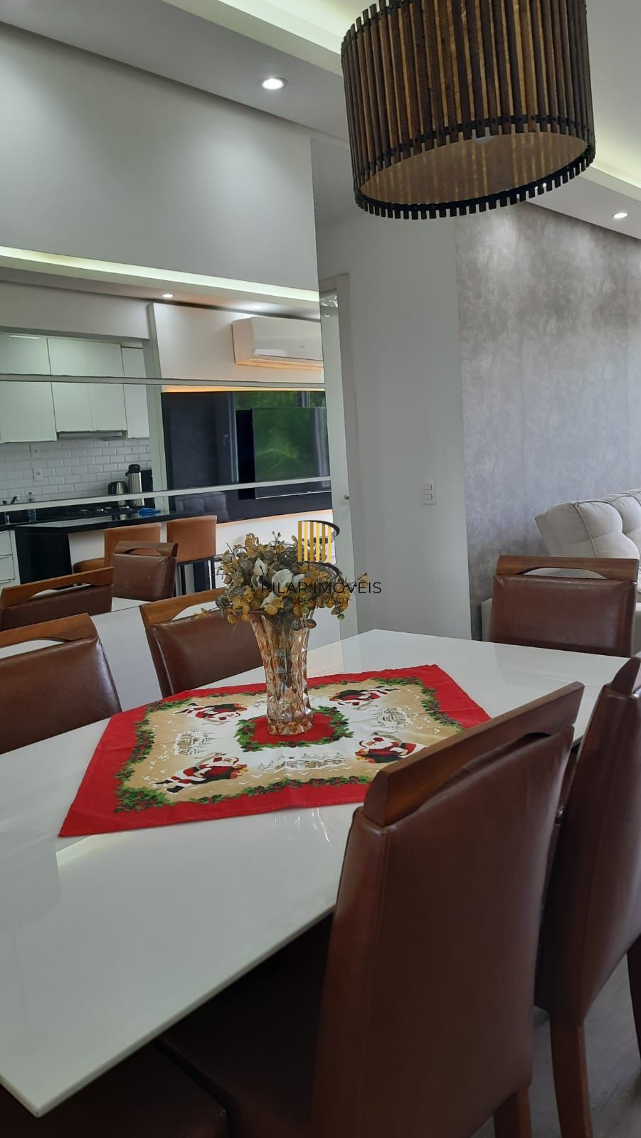 Apartamento 2 dormitórios no bairro Glória