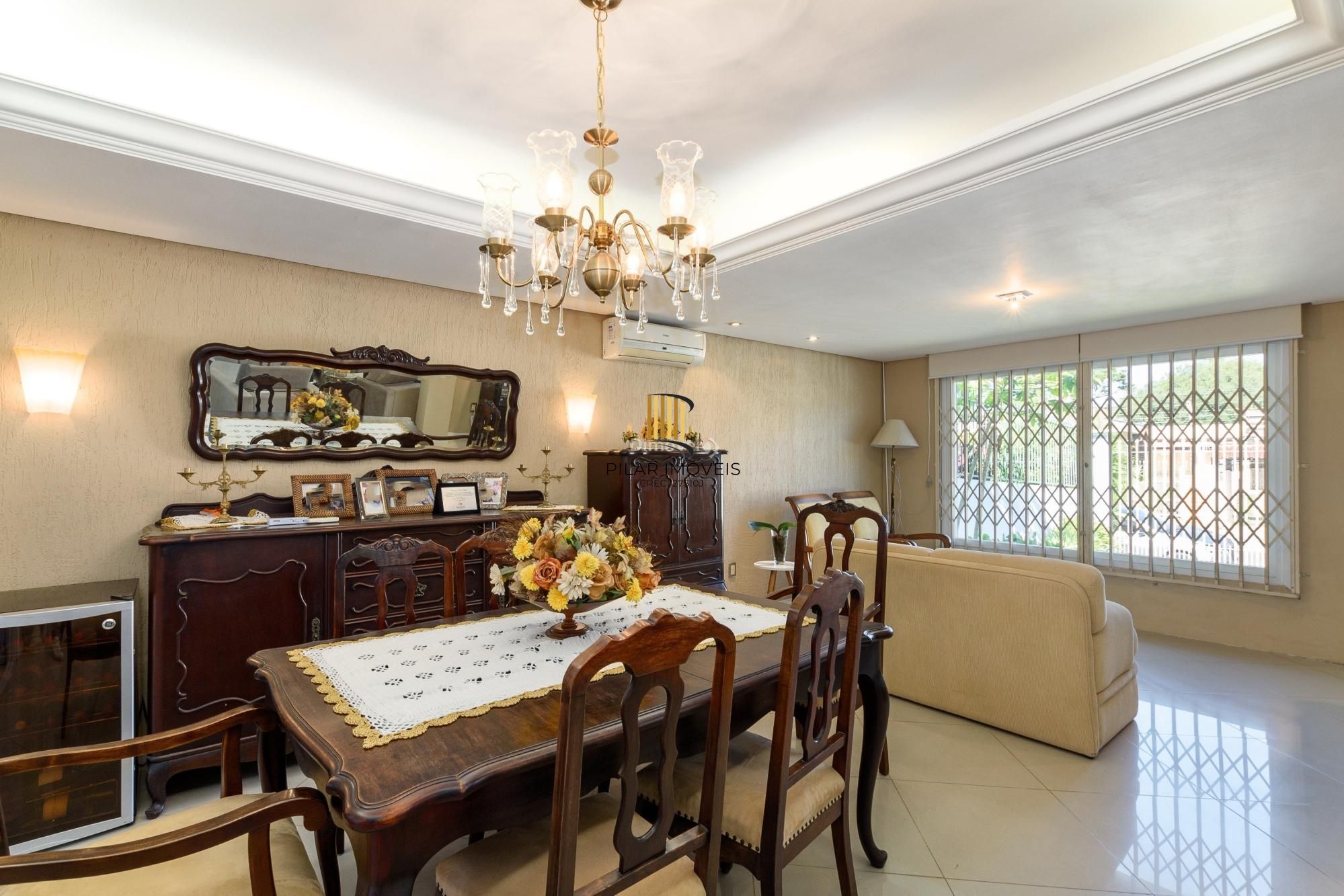 Venha morar em 350 m² com um clube em sua casa!