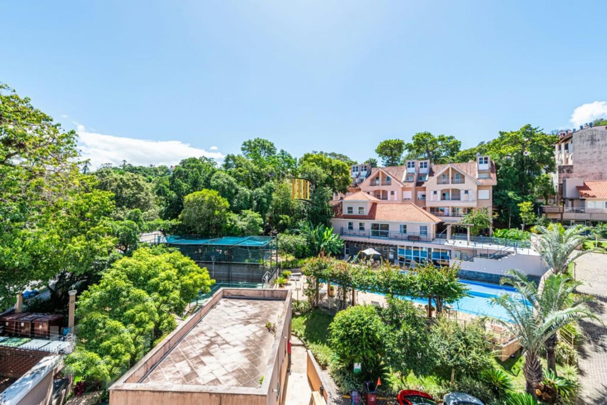 Casa de Esquina exclusiva em condominio fechado!!!