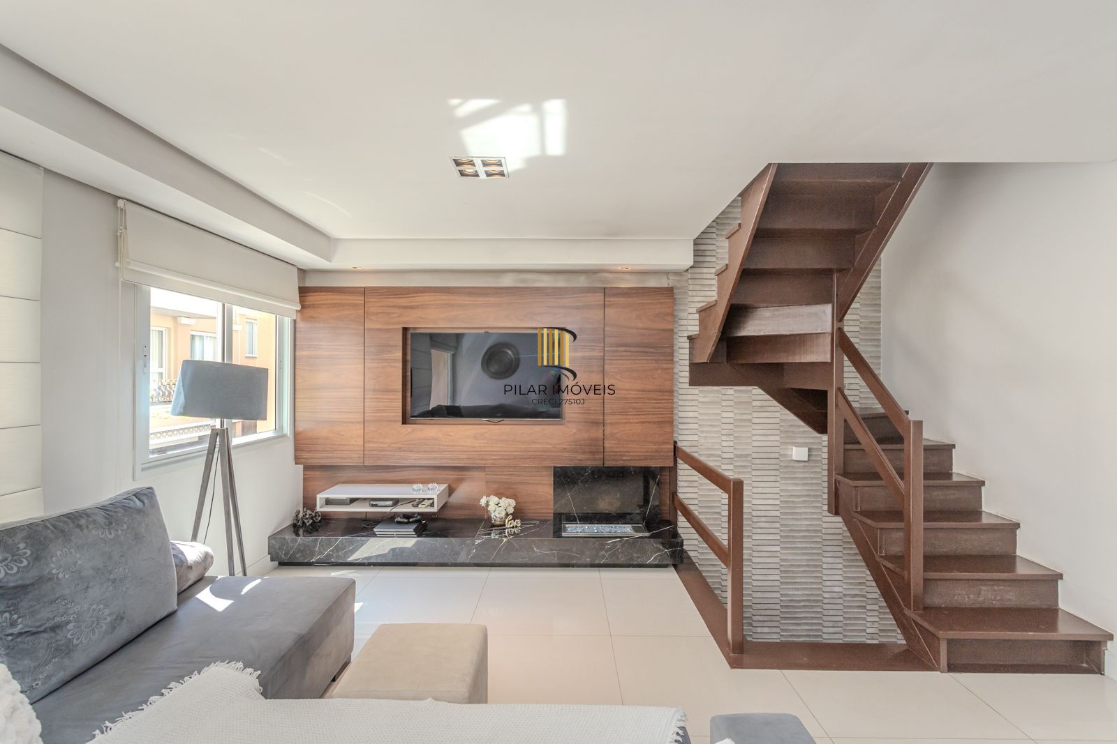 Casa com 3 suítes, Jacuzzi e vista panorâmica para o Guaíba