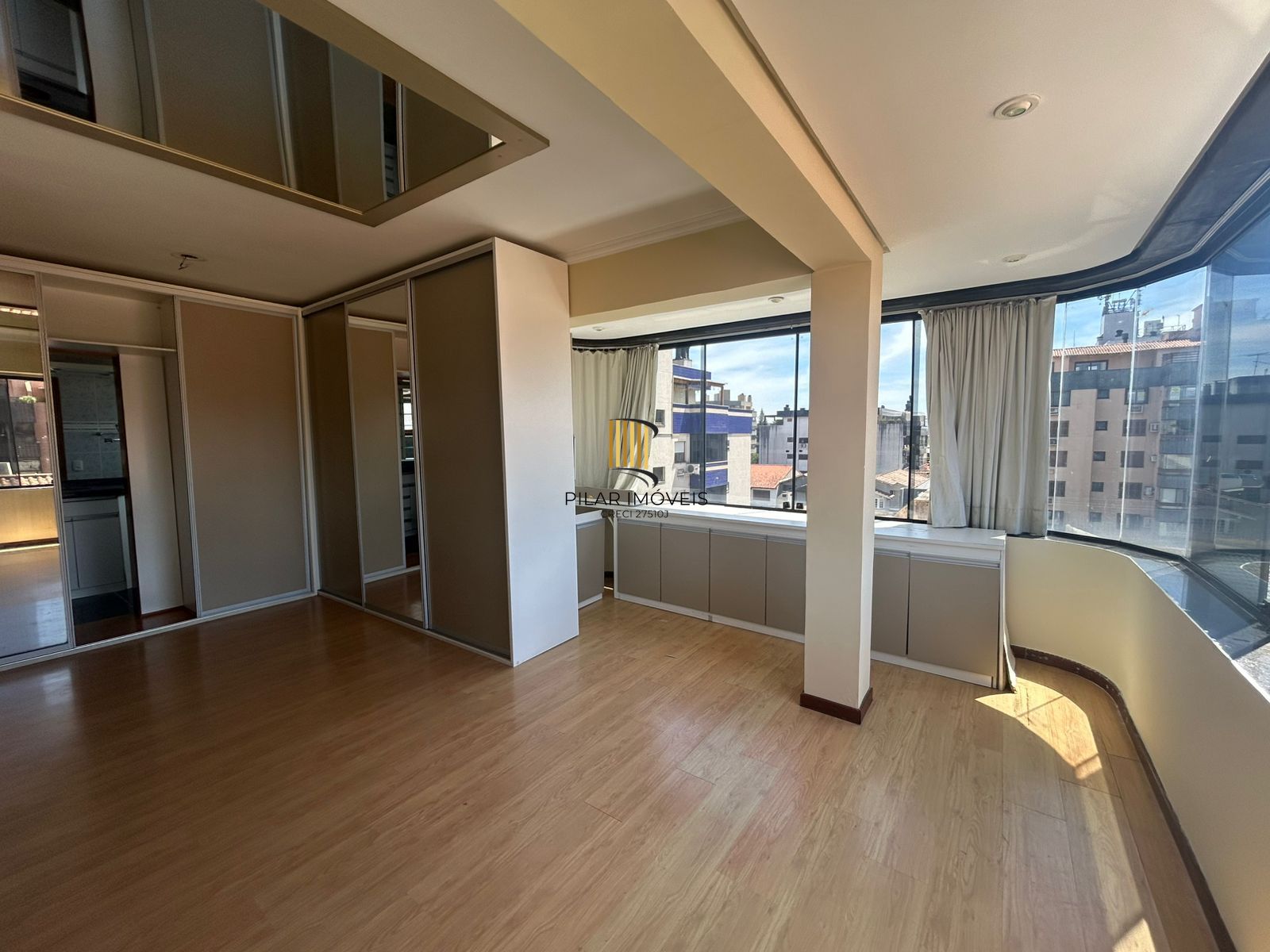 Apartamento 4 dormitórios • 172 m² privativos • Suíte com hidromassagem • Jardim Lindóia