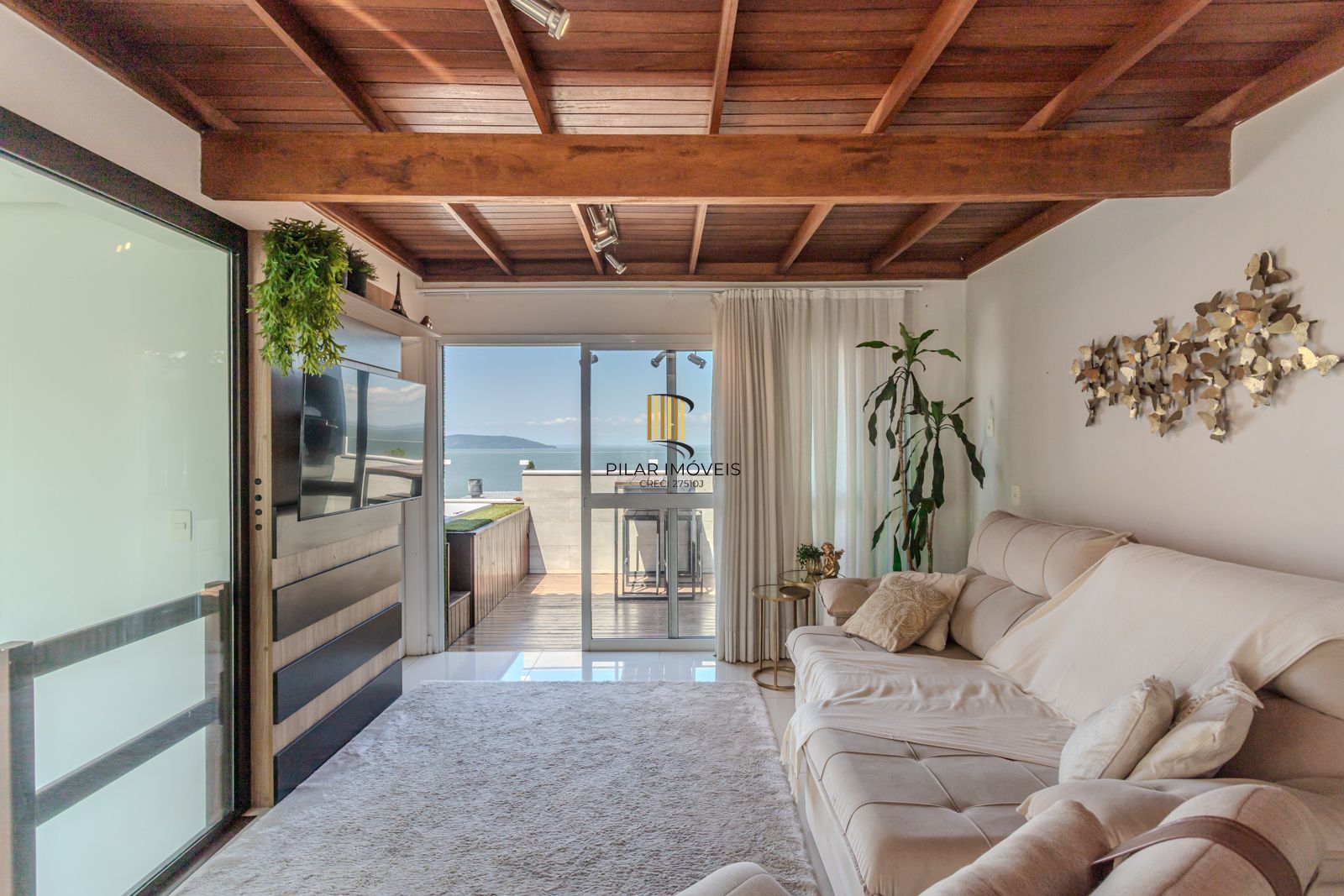 Casa com 3 suítes, Jacuzzi e vista panorâmica para o Guaíba