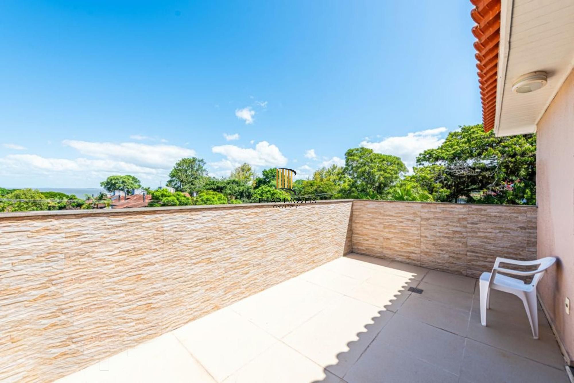 Casa de Esquina exclusiva em condominio fechado!!!