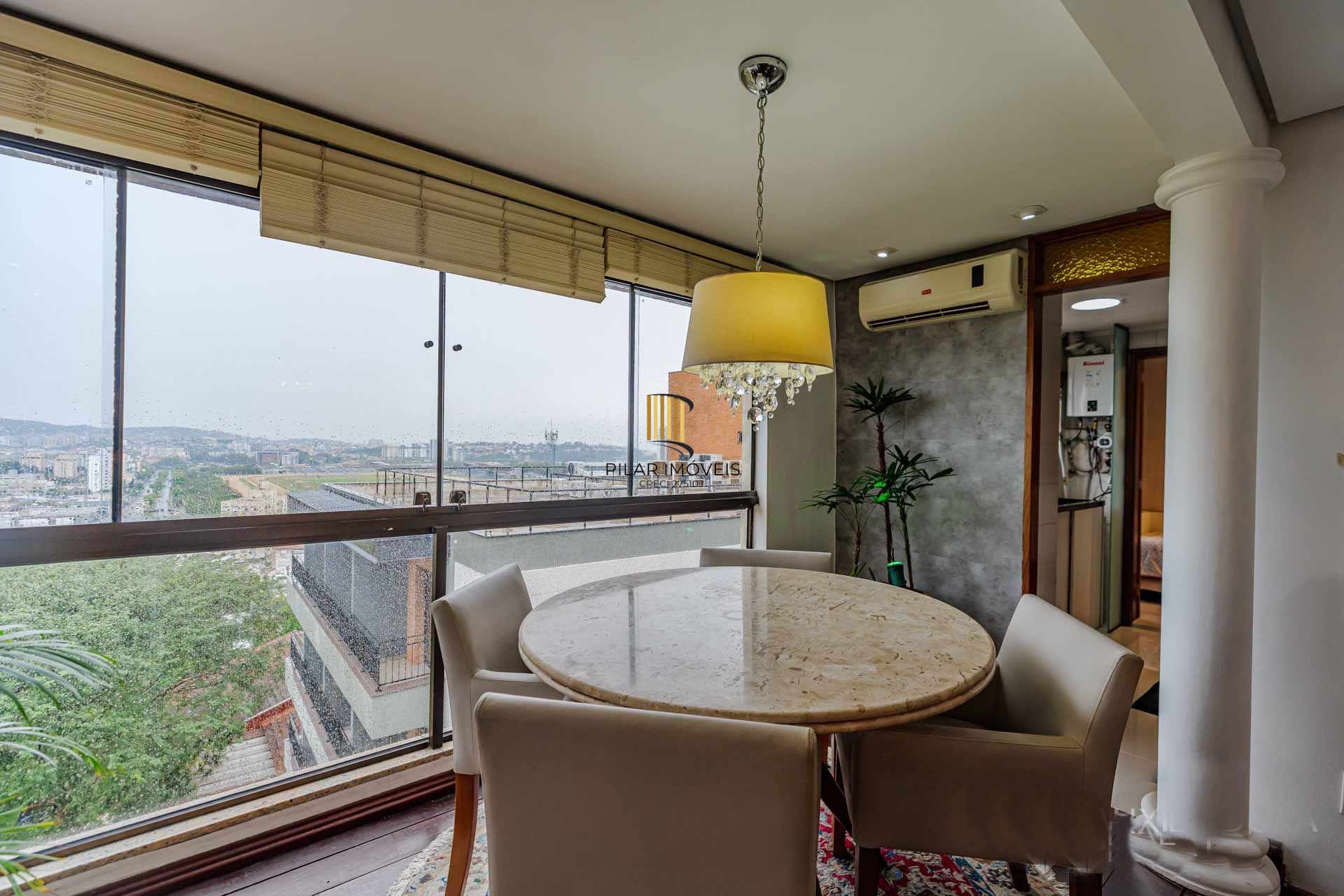 3 pavimentos com elevador eletronico e 2 vagas cobertas