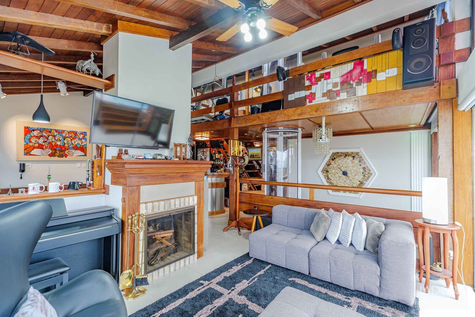 3 pavimentos com elevador eletronico e 2 vagas cobertas