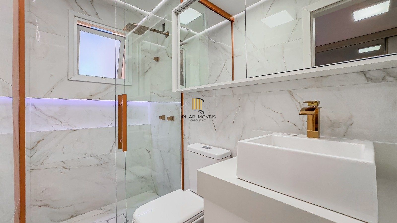 Sobrado dos Sonhos no Jardim Itú Sabará – Alto Padrão, 3 Dormitórios e 2 Vagas!