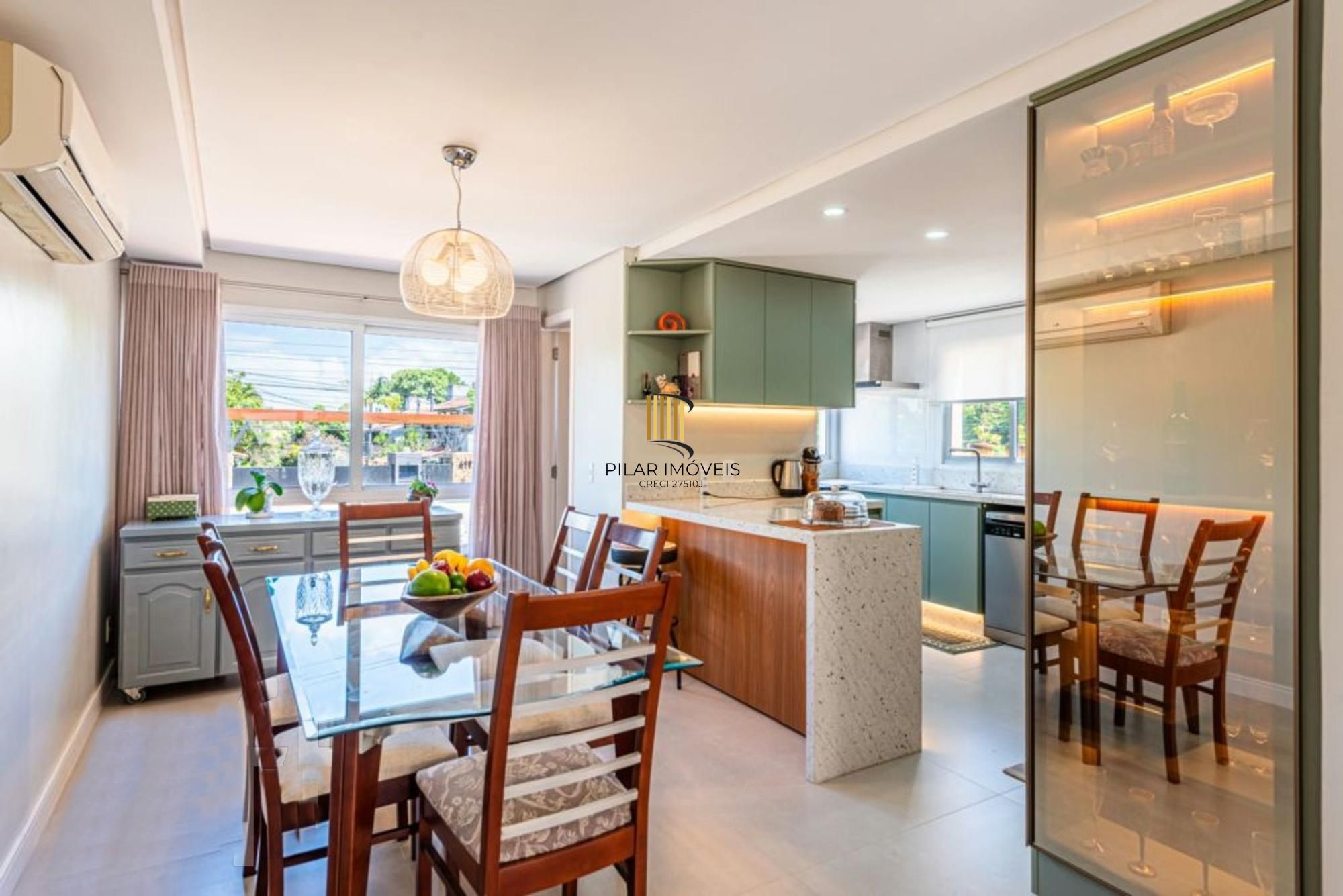 Casa de Esquina exclusiva em condominio fechado!!!