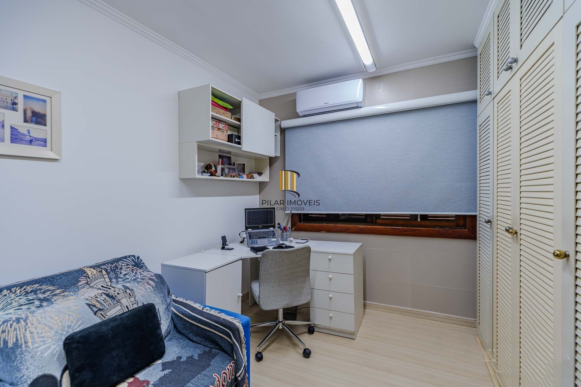 3 pavimentos com elevador eletronico e 2 vagas cobertas