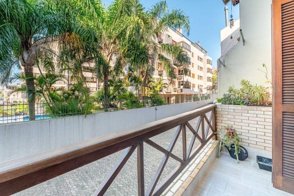 O Lar Ideal na Tristeza: Casa em Condomínio com 3 Dormitórios