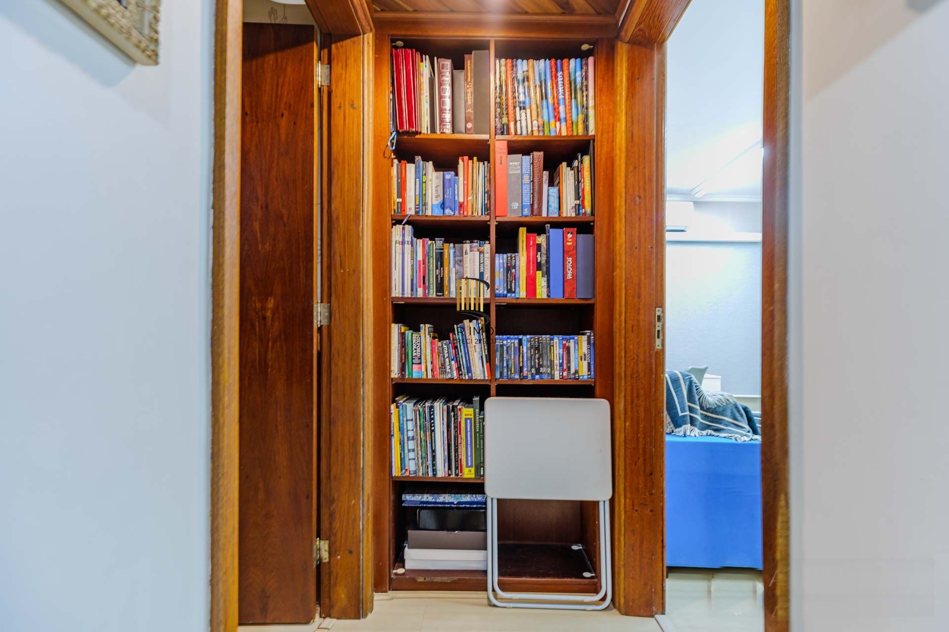 3 pavimentos com elevador eletronico e 2 vagas cobertas