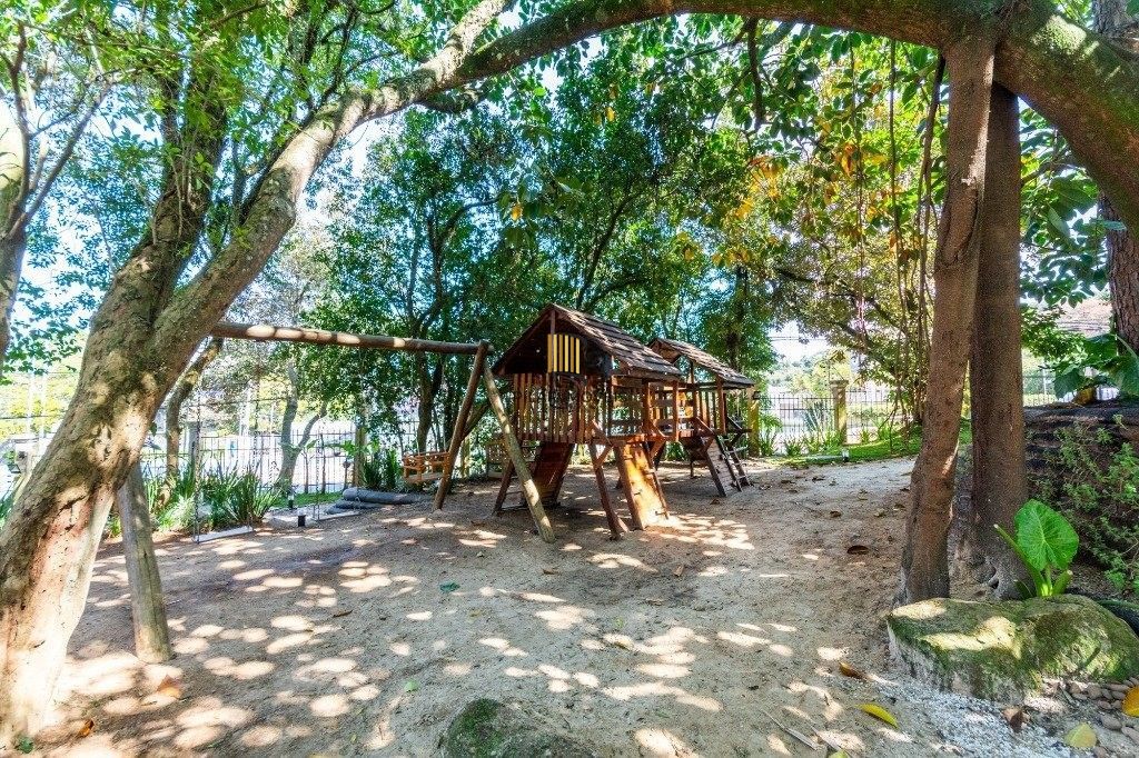 Casa com 3 suítes, Jacuzzi e vista panorâmica para o Guaíba