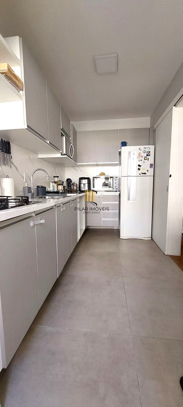 1 DORMITORIO SEMIMOBILIADO 54,69M²