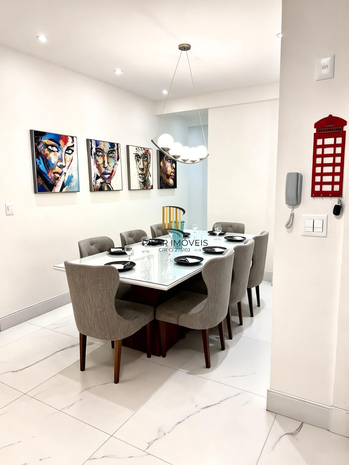 LUXO NA QUADRA DO MAR EM MEIA PRAIA ITAPEMA: 127m² MOBILIADO COM 3 SUÍTES E 3 VAGAS