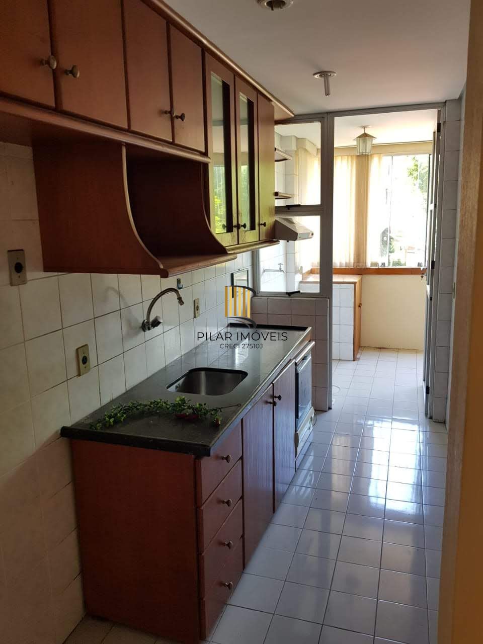 Apartamento de 2 quartos com sacada integrada com churrasqueira e garagem