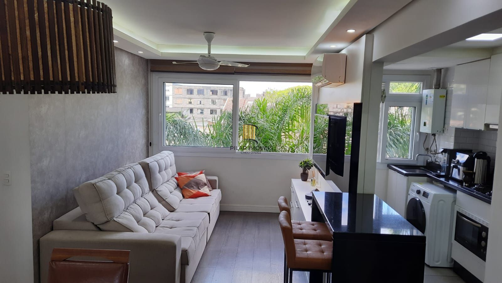 Apartamento 2 dormitórios no bairro Glória
