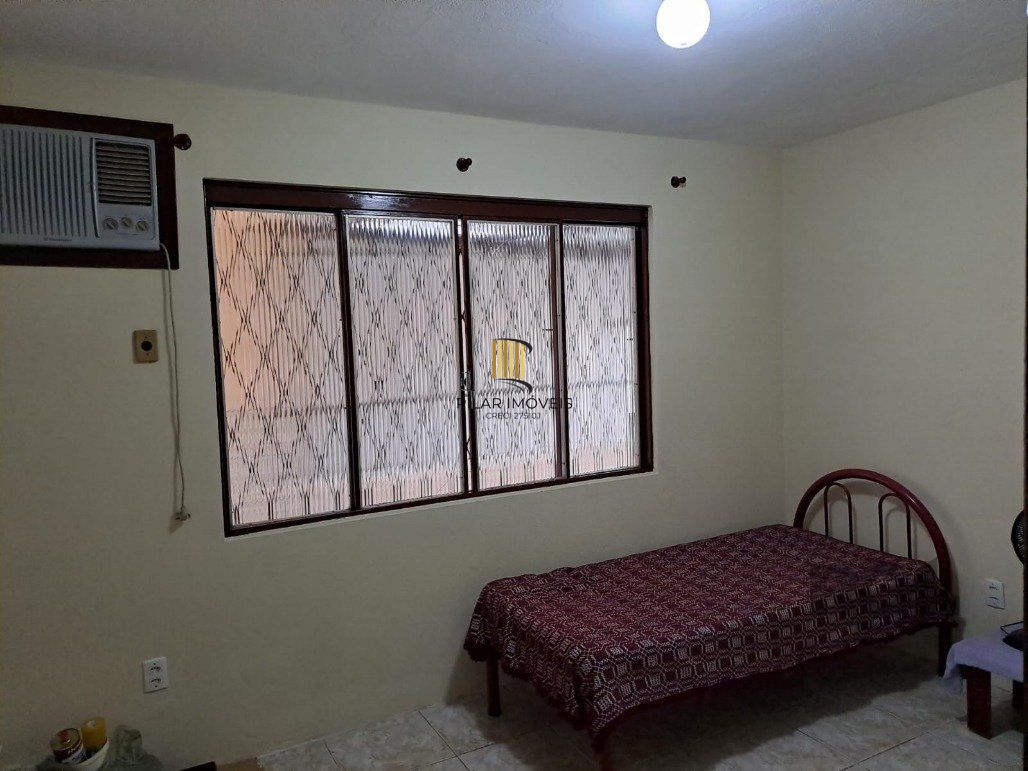 Casa 5 Dormitório(s) Bairro Santa Isabel